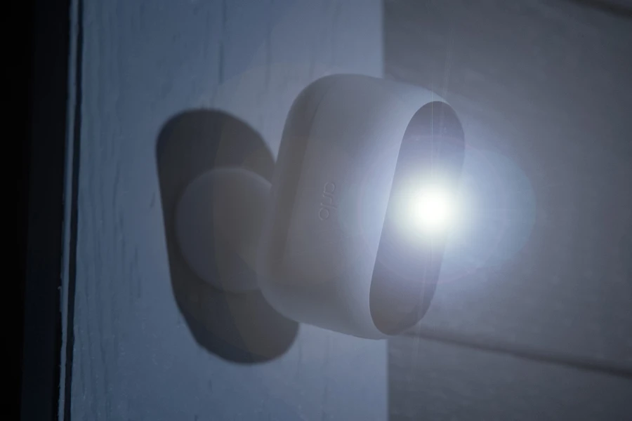 Udendørs overvågningskamera med night vision